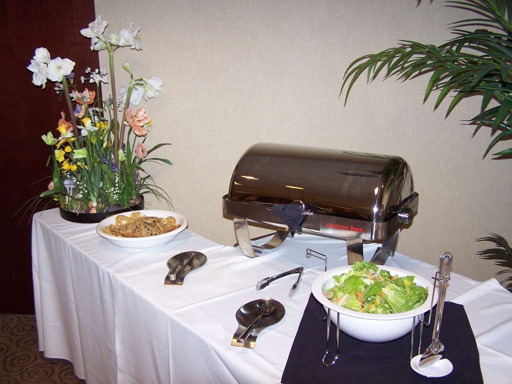 Hampton Hotel 3*